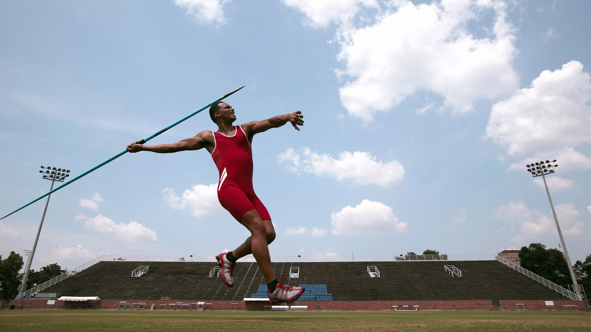 俱乐部引进体能康复机器人提升伤后恢复效率与安全性，康复训练机器人的训练模式